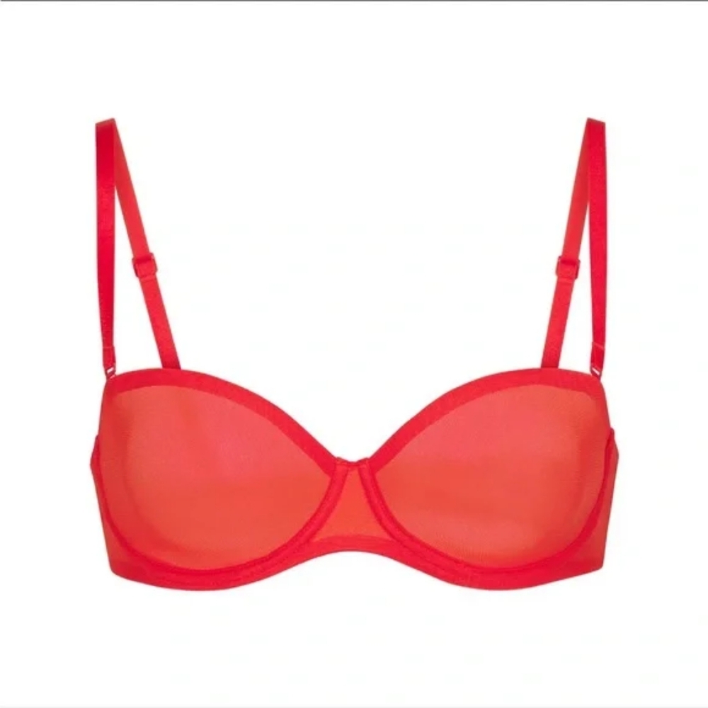 Skims Ultra Fine Mesh Strapless Underwire Bra